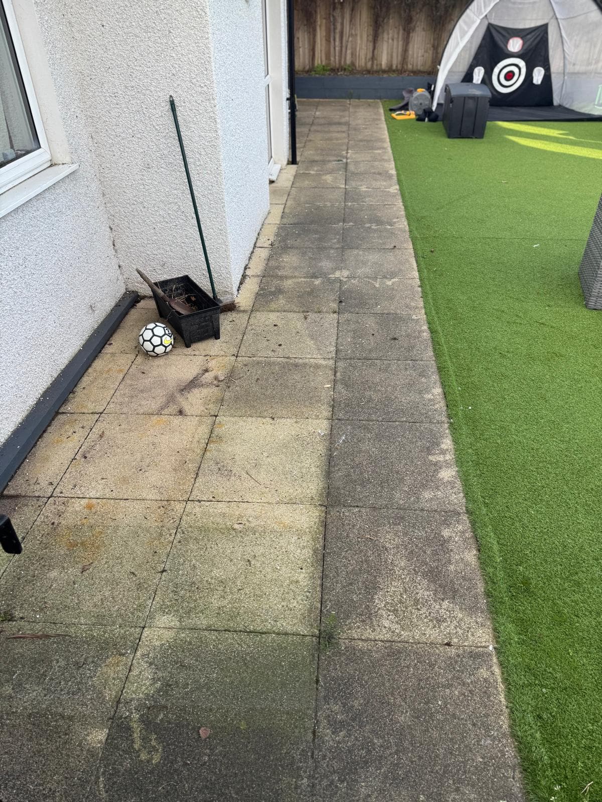 Giffnock patio before wash – heavy algae