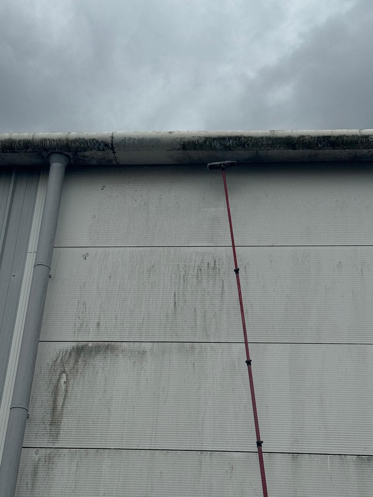 Drying facade after soft wash