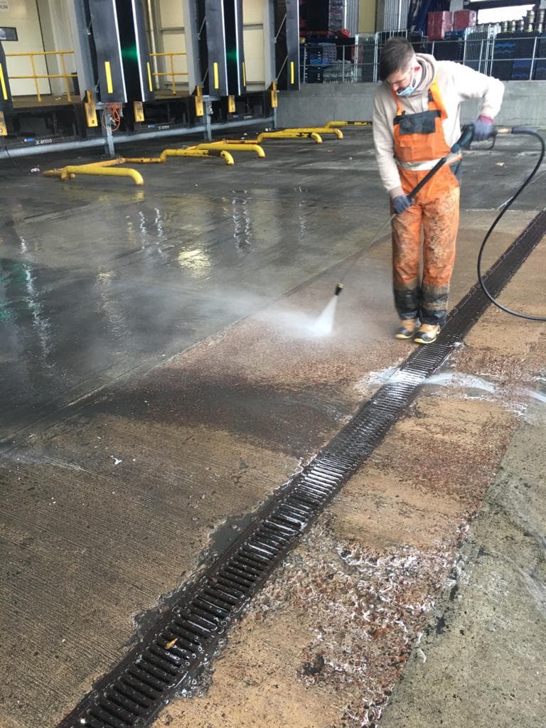 Exterior power washing